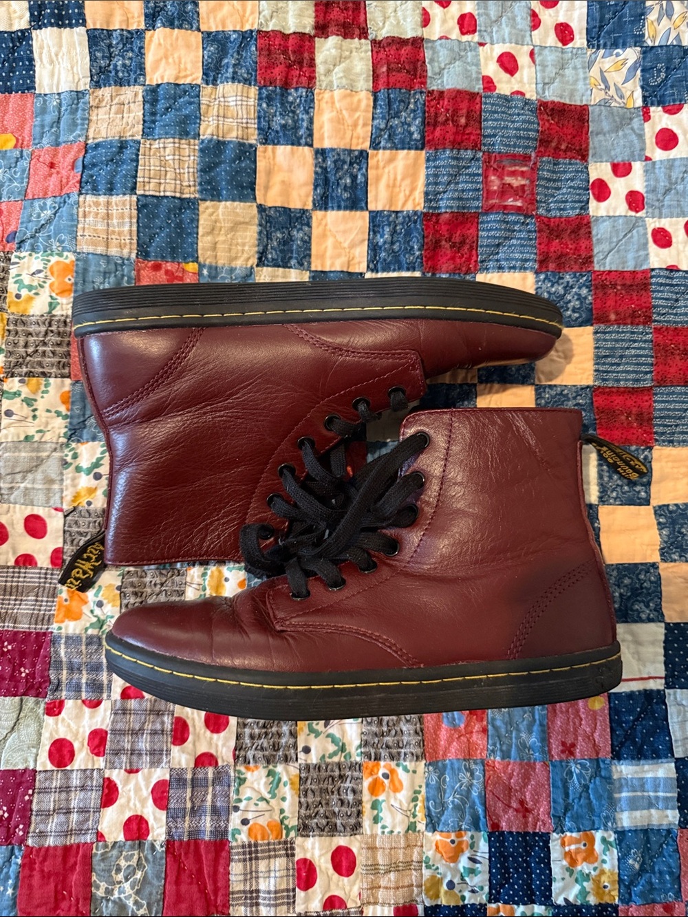 Dr Martens  Leyton Women’s Size 8 Boots Burgundy